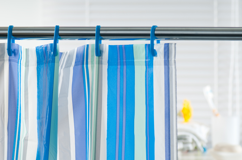 Simple Steps to Dispose of PPE Waste Responsibly at Home